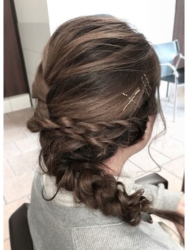 ネオリーブクレア 綱島店(Neolive Krea) 三つ編みを三つ編みアレンジ/ヘアセット/カジュアルアレンジ