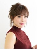 ミディアムでも◎くるりんぱで魅せる愛されデートスタイル