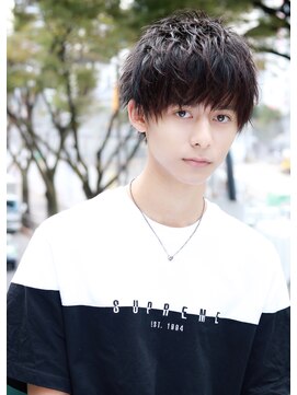 ネイビー(NAVY) メンズ カット髪質改善 縮毛矯正 黒髪 ショート 爽やか 学生