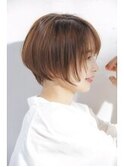 包み込む顔まわりレイヤーボブ クリアベージュ【LINONA 林】