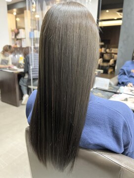 グランボーテ(GrandBeaute) オリーブカラー/髪質改善トリートメント