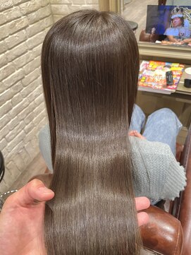 エルト 四条烏丸(elto) 艶感アッシュベージュ☆