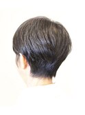 骨格補正ミセスショートレイヤー美フォルムかっこいい襟足