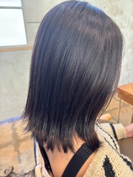 ポルム パプリカ(polum paprika) 大人可愛いナチュラルミディアム黒髪暗髪ツヤ感外ハネ