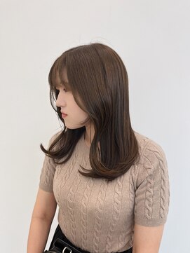 ビーヒアナウ N゜03 金沢駅西店(BE HERE NOW) 【韓国ヘア/顔まわりレイヤー/オリーブベージュ/くびれヘア】