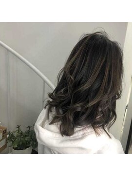 ルッソリベラ 池袋(Lusso libera) ニュアンスカラー大人ウェーブ@30代40代50代