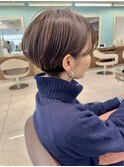 くせ毛さんでもおさまる耳掛けショートボブ