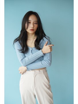 ルフュージュ バイ プロデュース 相模大野店(Refuge by Produce) 暗髪/レイヤーカット/長めバング