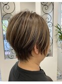ショートヘア