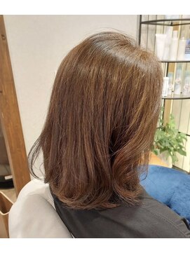 エニー(ENi) ミディアムヘア/デザインカラー/フェイスフレーミング/辻堂