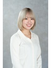 サロンズ 四條畷JR忍ケ丘駅前店(SALONS) 藤戸