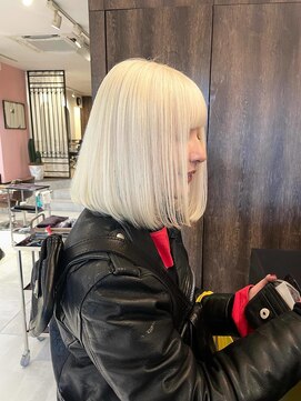 ロマーノ(ROMANO) blond bob