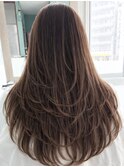 海外　韓国風　ハイレイヤーカット　Cカールパーマ