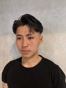 LUFUKU【4月2日NEW OPEN（予定）】 ナチュラルフェードシチサン毛流れスタイル