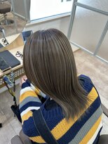 イロリ 土気あすみが丘店(IRORI)&nbsp;グレージュハイライトカラー