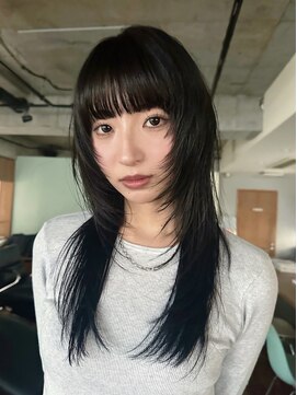 ノラジャーニー(NORA Journey) レイヤーカットミディアムレイヤーハッシュカット顔周りレイヤー
