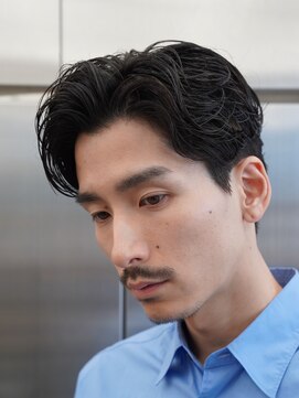 レタッチバイフィフス(RETOUCH by fifth) センターパート×ルーズパーマ