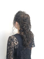 アヤナ バイ アヤラ(ayana by ayala)&nbsp;上品ハイポニー〈浦安　新浦安　葛西　南行徳〉