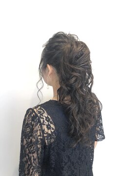 アヤナ バイ アヤラ(ayana by ayala) 上品ハイポニー〈浦安 新浦安 葛西 南行徳〉