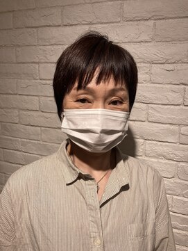 ゼンコー キチジョウジ(ZENKO KICHIJOJI) アシメバング×ダークブラウン・フェザーショート・40代・50代