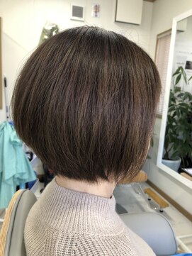 ベル(Belle) グラデーションボブ