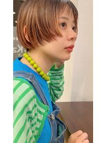 ホヌン 茅ヶ崎(Honnun)&nbsp;ハイトーン刈り上げ丸みの前上がりショートボブ20代30代40代