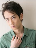 パーマで好感度UPなかき上げアッシュオリーブヘアC戸頭