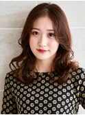 OL女子　オフィス　事務　ミディアムレイヤー