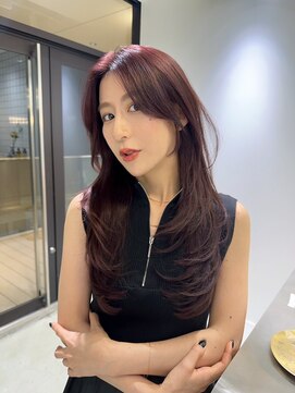 ホロ(hollo) カシス レイヤーカット