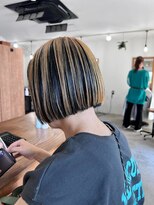 トランク ヘアー デザイン(tranq hair design)&nbsp;大人可愛いアンブレラカラー白髪ぼかし切りっぱなしボブ