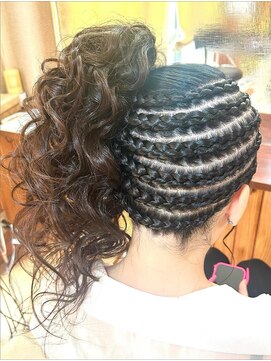 エクステンション クーチャー(Extention Cu'cha) コーンロウ＋ヘアセット