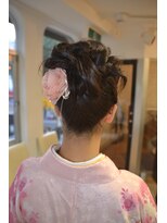 ヘア アンド メイク リーフ(Hair and Make Leaf) 大人アップスタイル