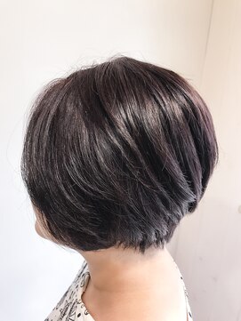 ハロ 蕨(HALO) ショートボブ