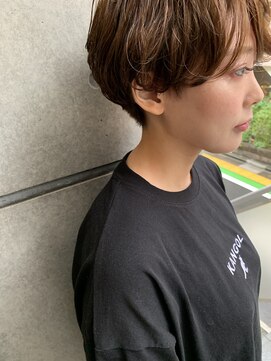 ビビト(bibito) bibito 小顔 デジタルパーマショート マニッシュボブ