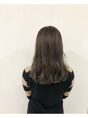 スモークグレージュ