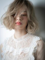 カバーヘアアンドスパ ブリス 浦和(COVER HAIR&SPA bliss)&nbsp;ホワイトカラーツヤ髪ハイライト小顔大人ボブw浦和10代20代30代