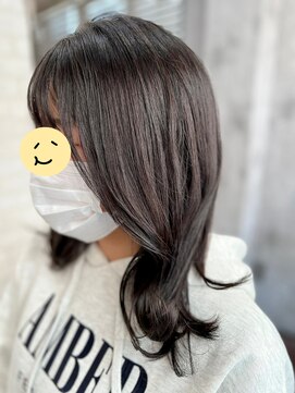 アトリエナガノ(atelier nagano) ニュアンスカラー/センターパート/ツヤ髪スタイル/ブルージュ