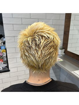 タフ バーバーショップ(TOUGH BARBER SHOP) スパイキーショート