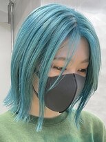 ソーコ 渋谷(SOCO) 前髪なし切りっぱなしミディアムブルーカラーターコイズブルー