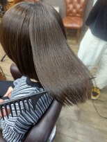 エルパライソ(Hair make Elparaiso)&nbsp;ボブ×酸性ストレート