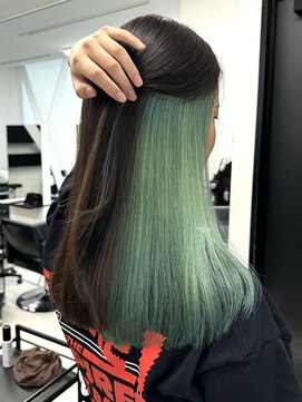 アライブ キチジョウジ(ALIVE Kichijoji) ワンポイントでお洒落なインナーカラー！