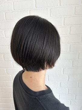 グラッド(GLAD) GLAD　ショートボブ