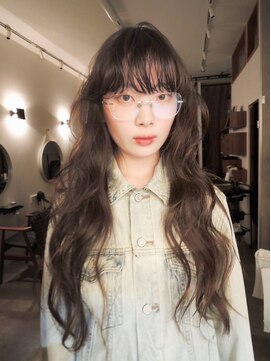 シティ(sity.) 天神　レイヤーカット　ブリーチカラー　ブラウンカラー