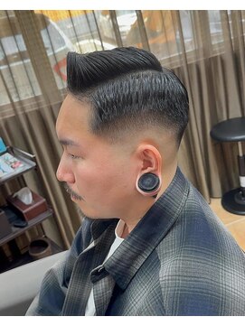 グラン 矢巾店(GRAN) ７：３スキンフェード