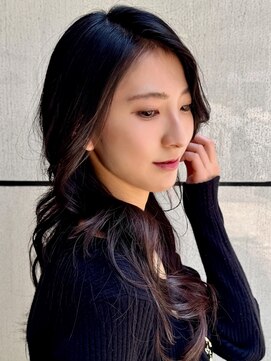 ディオ アンド ルーチェ(Dio&Luce) 静けさと色気をまとった大人レイヤー