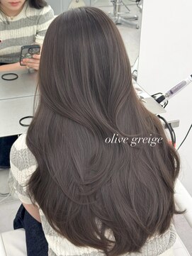 アマトウキョウスマートサロン(AMA TOKYO×Smart Salon) 韓国ヘア　透明感カラー　オリーブグレージュ