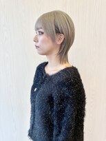 エクラヘア(ECLAT HAIR) ウルフカット×ホワイトベージュ