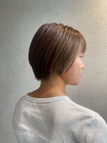 ココ(qoqo) くびれショート インナーカラー 大人ショート