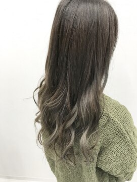 ヴィトゥレイ(Betray) Betray back ｓhot catalog