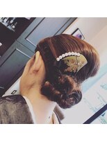 イーチ ディー ヘアーアンドトータルビューティー(each dee hair&total beauty)&nbsp;和装に変形夜会巻き　【each dee津田沼】